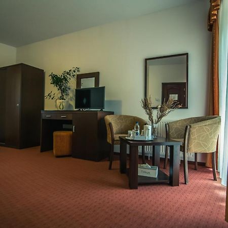 Pension Pantheon Poiana Brașov Zewnętrze zdjęcie